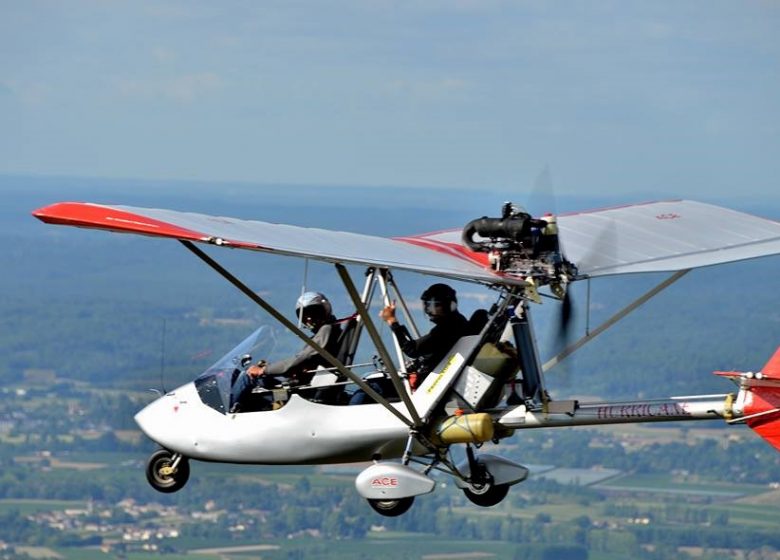 Vuelo de descubrimiento en ULM Saint-Estèphe