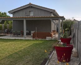 Jolie maison en bois au coeur du Médoc