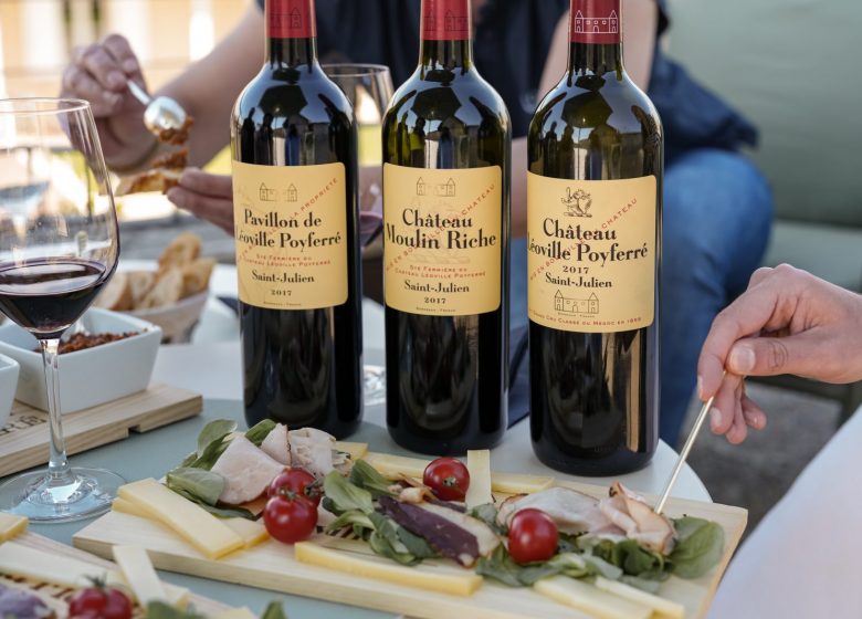 En bicicleta frente a las raíces de un Gran Vino en Château Léoville Poyferré