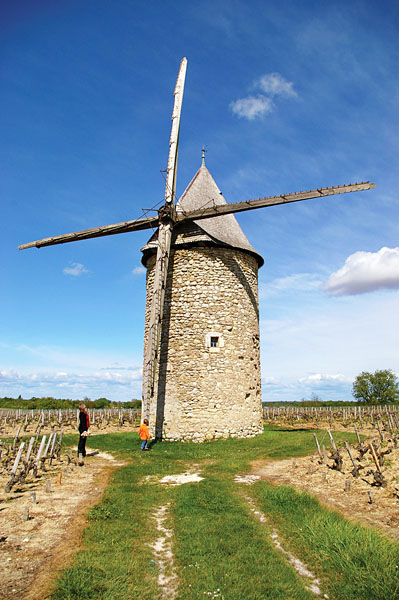 Moulin à vent de Courrian - Office de tourisme Médoc-Vignoble