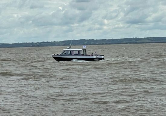 Cruise on the estuary and visit of Château Loudenne