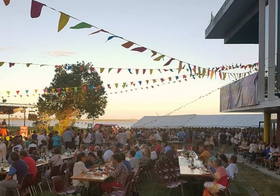 Music and Cook and Wine