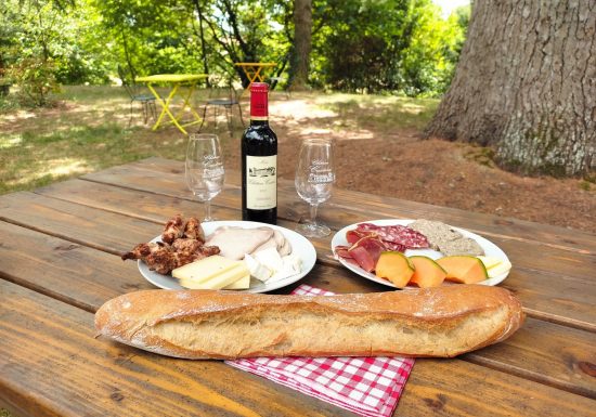 Picknick bij Château Castera