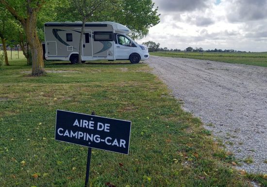 Aire do Château Pierre de Montignac