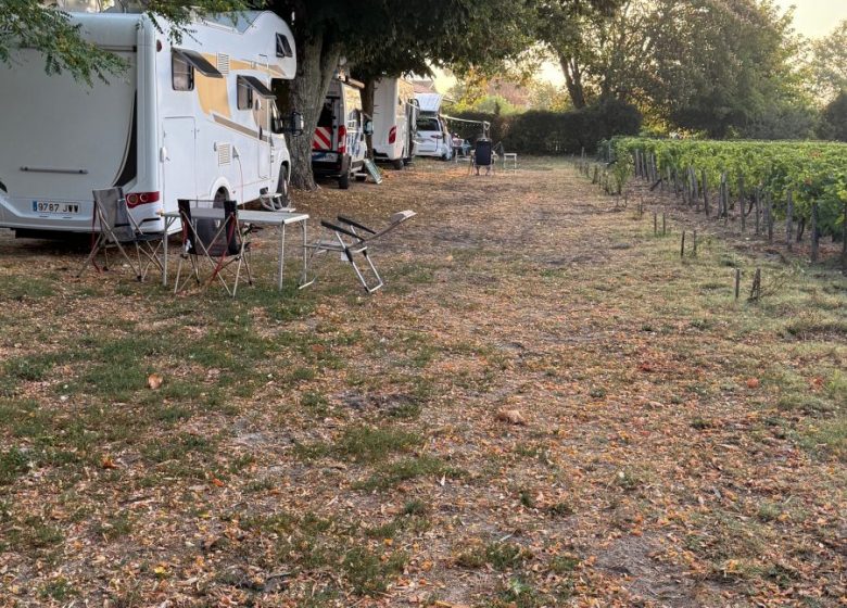 Aire de stationnement du Château d’Osmond