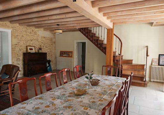 Chez le Vieux Château Landon: Location du RDC seulement