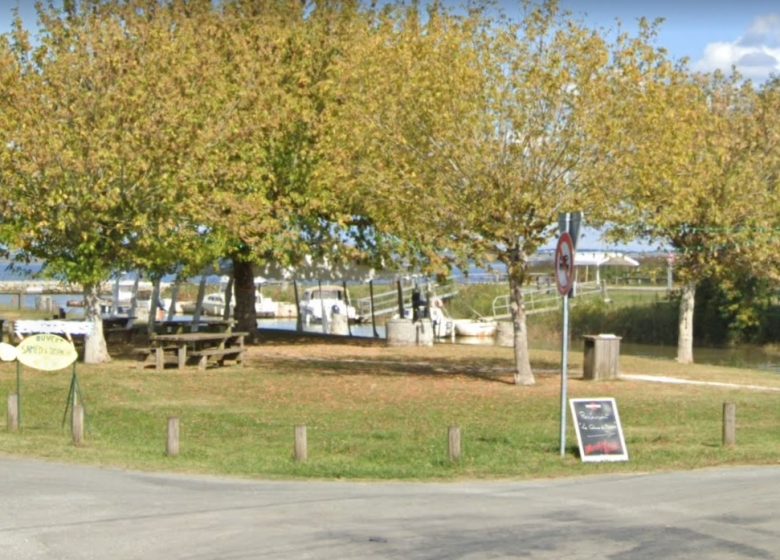 Saint-Christoly-Médoc picnic area